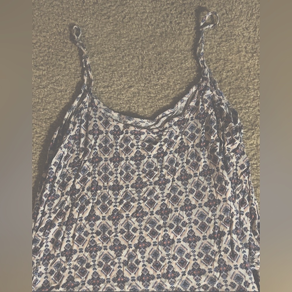 Lose fit tank top